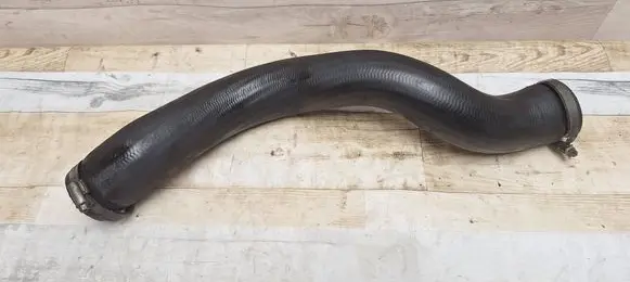 Volvo V40 Air intake hose/pipe
