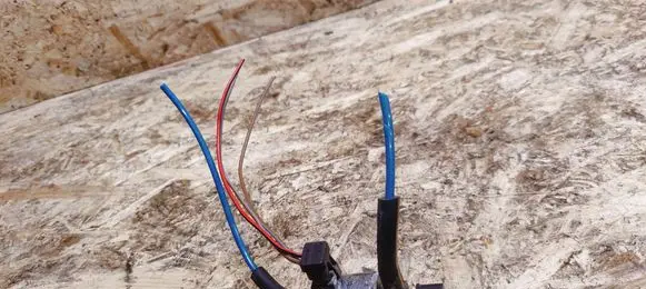 Mercedes-Benz 380 560SEC C126 Vacuum valve 