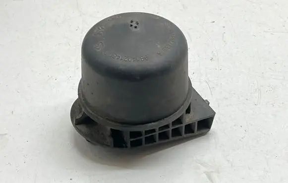 Peugeot Traveller Rear coil spring rubber mount 9814021480