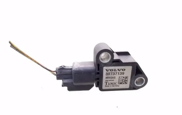 Volvo C30 Airbag deployment crash/impact sensor 30737139