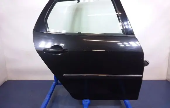 Peugeot 407 Rear door 