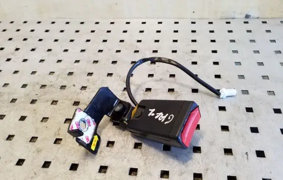 KIA Rio Rear seatbelt buckle