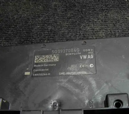 Audi A3 S3 8V Central body control module 5Q0937084G