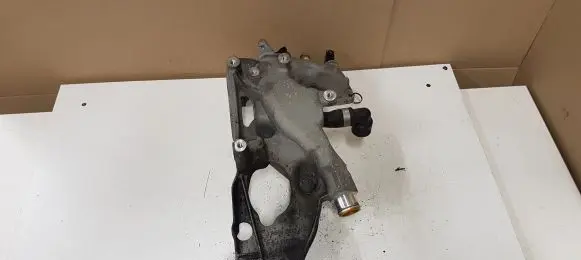 Mercedes-Benz B W246 W242 Generator/alternator bracket A6512011709 A6512000082