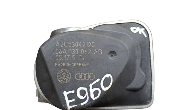 Volkswagen Touran I Throttle valve 06A133062AB A2C53042125 06A133062A
