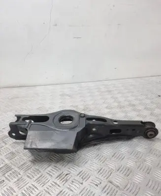 Toyota RAV 4 (XA50) Rear upper control arm/wishbone U3217051047