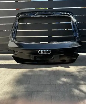 Audi A4 S4 B9 8W Tailgate/trunk/boot lid