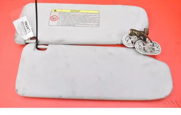 Toyota Avensis Verso Sun visor