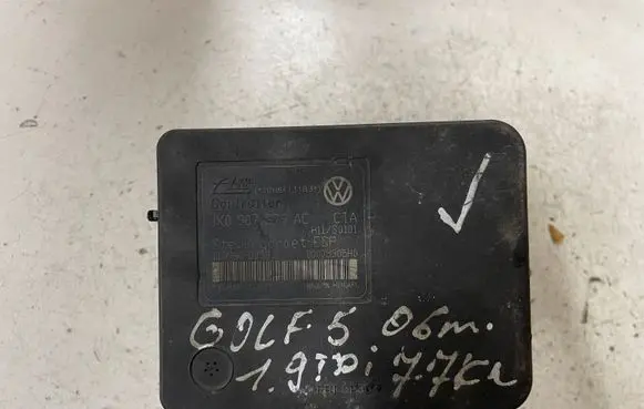 Volkswagen Golf V ABS Pump 1K0907379AC 00005305H0 10096003593