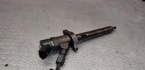 Volvo V50 Fuel injector 045110188