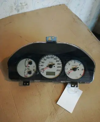 Mazda 323 Speedometer (instrument cluster) BL5C