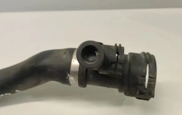 BMW X5 E53 Engine coolant pipe/hose 11537788276