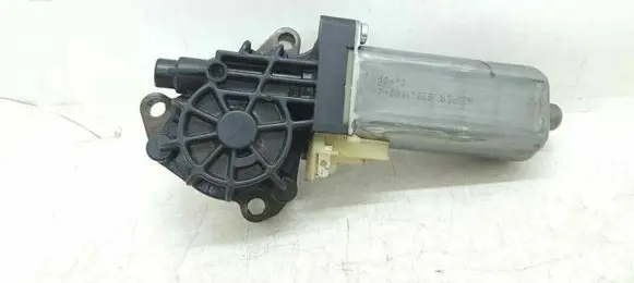 Mercedes-Benz C W203 Seat adjustment motor 390203002