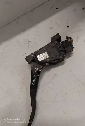 Mitsubishi Colt Accelerator throttle pedal A4549000300 6PV00886000