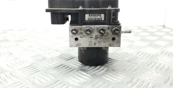 Volkswagen Polo V 6R ABS Pump 6R0907379AJ 6R0907379AF