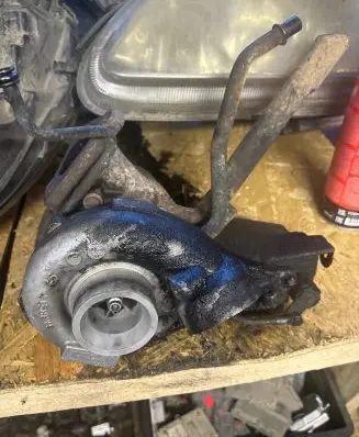 Mercedes-Benz C W203 Turbo A6460900080