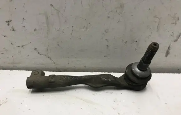 BMW 7 G11 G12 Steering tie rod end 6868687