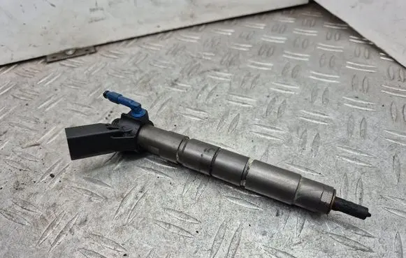 Fuel injector