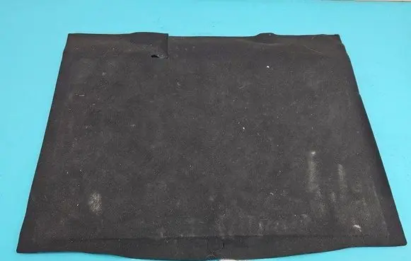 Trunk/boot floor carpet liner