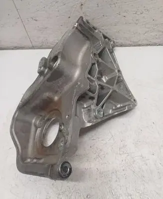 Volvo V40 Cross country Generator/alternator bracket P31401194