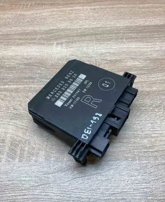 Mercedes-Benz C W203 Door control unit/module 2038206626 351391Used