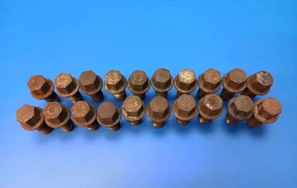 Mercedes-Benz E W211 Nuts/bolts M14X15X50