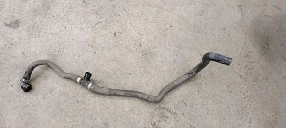 Mini Cooper Countryman F60 Engine coolant pipe/hose