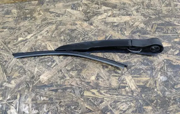 BMW 2 F46 Rear wiper blade arm MH2009