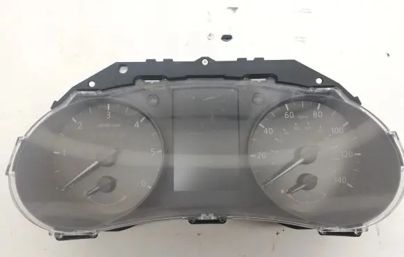 Nissan X-Trail T32 Speedometer (instrument cluster)