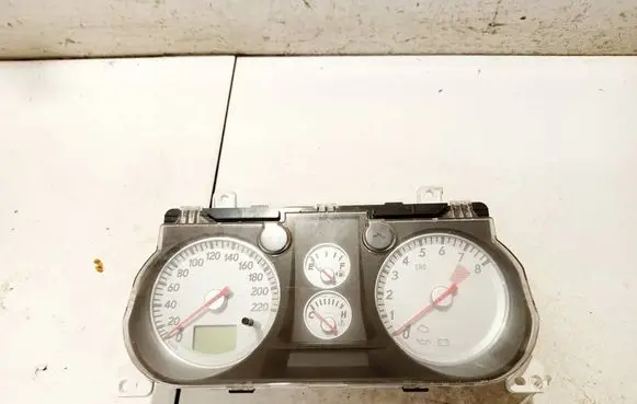 Mitsubishi Outlander Speedometer (instrument cluster) 769316420 769316-420