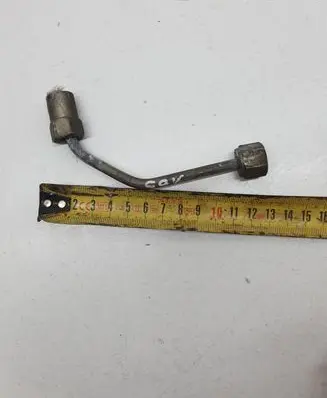 Chrysler Voyager Fuel injector supply line/pipe 