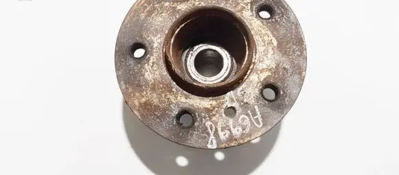 Mercedes-Benz A W168 Rear wheel hub