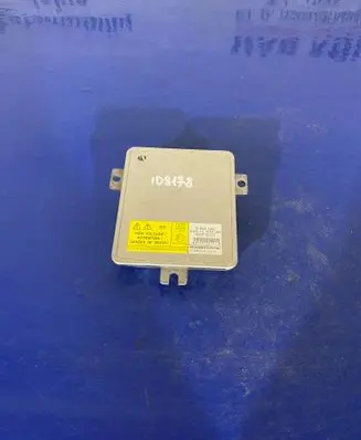 Volvo V70 Xenon control unit/module 6948180 6261110499