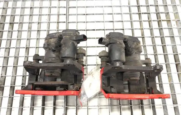 Rear brake caliper