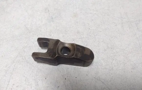 Hyundai Santa Fe Fuel Injector clamp holder