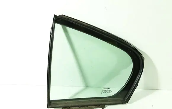 Toyota Avensis T270 Rear vent window glass 43R001583 6818905060