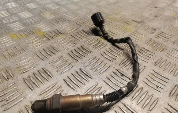 Mercedes-Benz SLK R171 Lambda probe sensor 0045420718