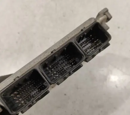 Renault Scenic II - Grand scenic II Engine control unit/module ECU 8200078730 0281001934