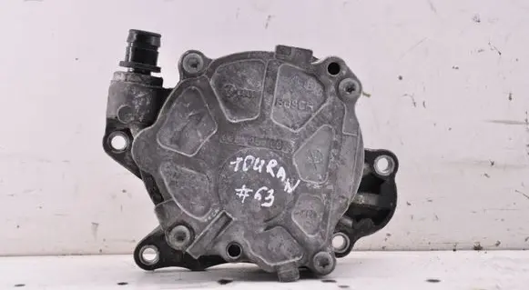 Volkswagen Touran I Vacuum pump 03L145100F