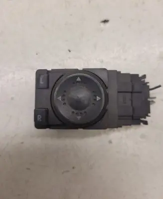 Volkswagen PASSAT B5.5 Wing mirror switch 3B1959565B