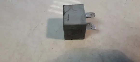 Skoda Superb B5 (3U) Other relay 141951253B 20240072