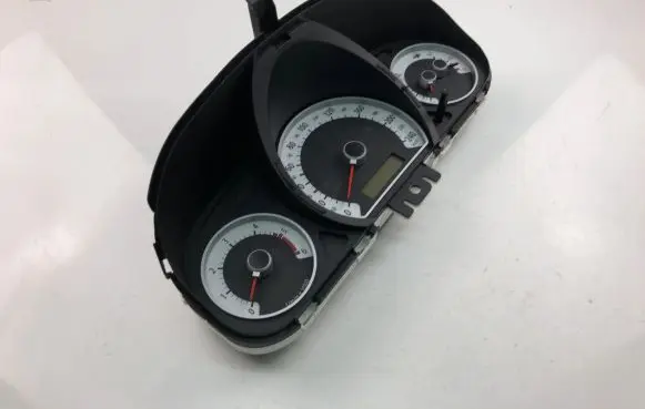 KIA Ceed Speedometer (instrument cluster) 940031H270
