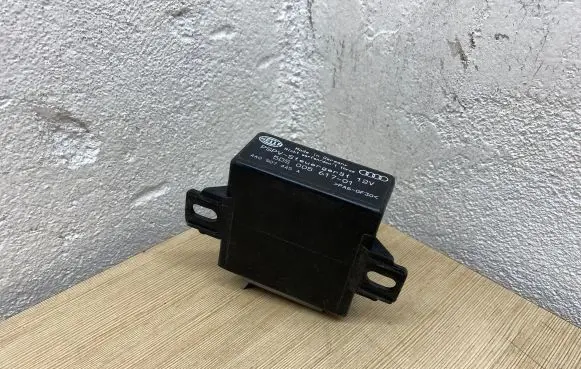 Audi A8 S8 D2 4D Other control units/modules 4A0907445A 5DS00561701