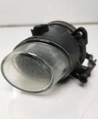 Mercedes-Benz E W212 Front fog light A2128200956 0305086001 E12561