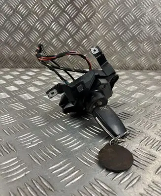 Audi Q7 4L Ignition lock 4F0910131G
