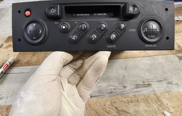 Renault Modus Radio/CD/DVD/GPS head unit 8200367488