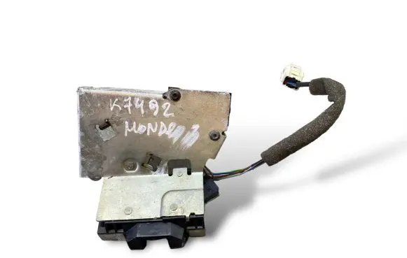 Ford Mondeo Mk III Tailgate/trunk/boot lock/catch/latch 3S71A43102AC
