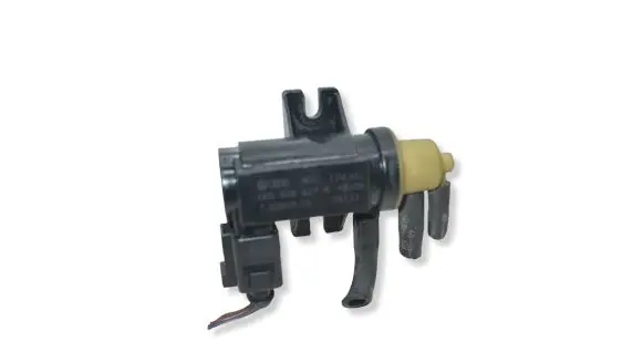Volkswagen PASSAT B6 Turbo solenoid valve 1K0906627A