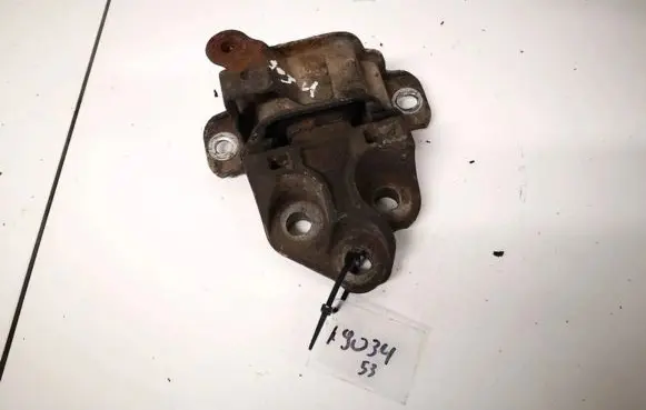 Engine mount bracket