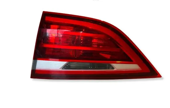 BMW 2 F46 Tailgate rear/tail lights 7329792